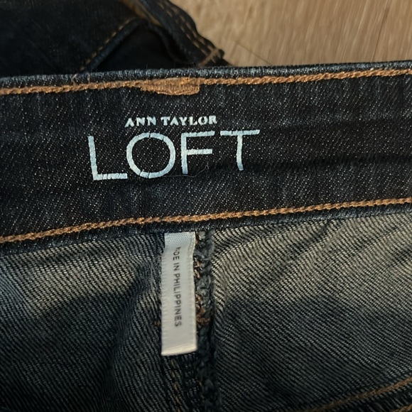 Loft- Women's Blue Jeans - Picture 8 of 8